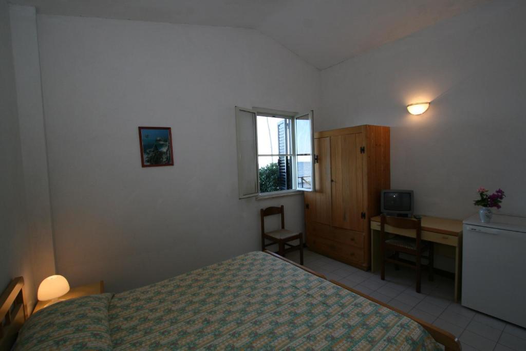 Hotel Club Poseidon Stalettì Kamer foto