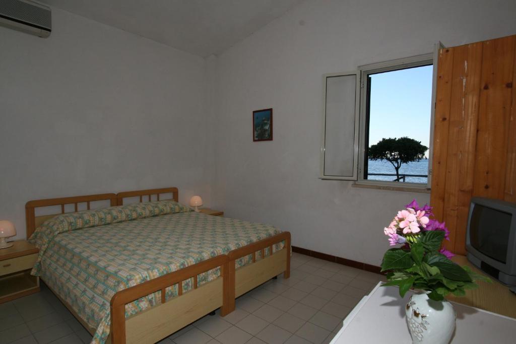 Hotel Club Poseidon Stalettì Kamer foto